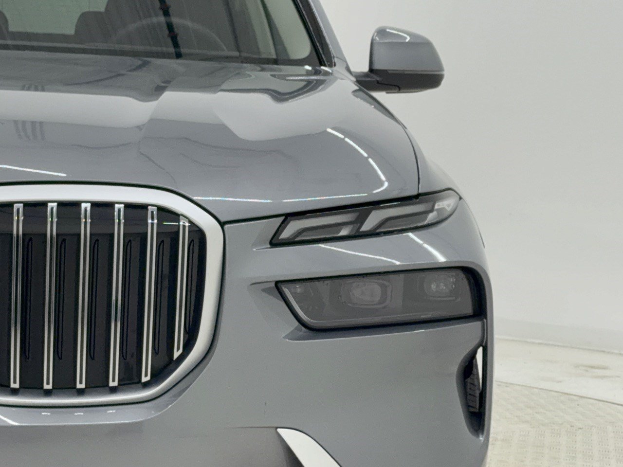Certified 2024 BMW X7 xDrive40i AWD/4WD image 12