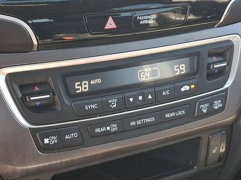 Used 2021 Honda Pilot Special Edition image 14