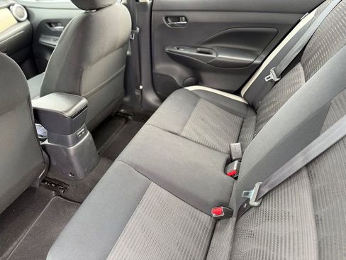 Used 2020 Nissan Versa SV image 14