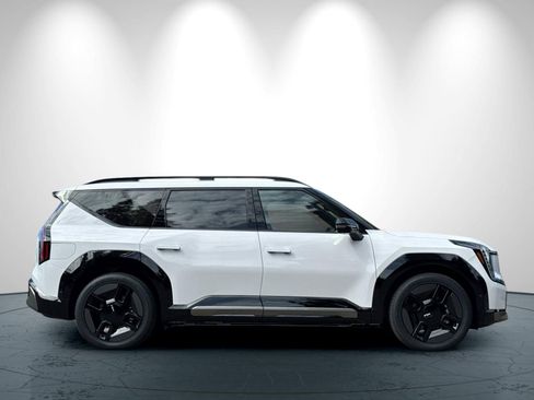 New 2026 Kia EV9 GT-Line AWD/4WD image 3