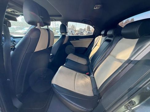 Used 2019 Honda Civic EX-L image 5