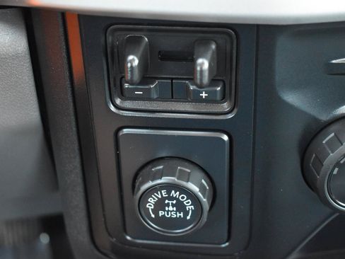 Used 2024 Ford F250 XL w/ XL Driver Assist Package RWD image 10