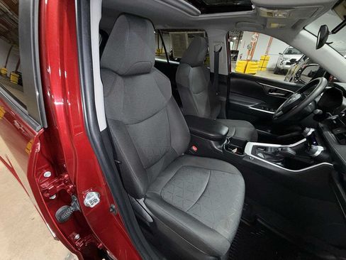 Used 2023 Toyota RAV4 XLE w/ Convenience Package AWD/4WD image 16