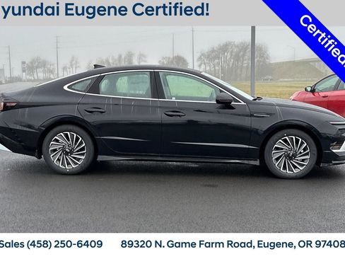 Used 2025 Hyundai Sonata SEL image 3