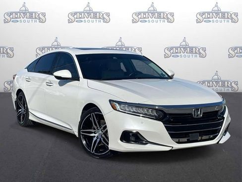 Used 2021 Honda Accord Touring image 1