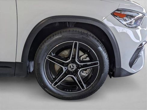 Certified 2023 Mercedes-Benz GLA 250 image 24