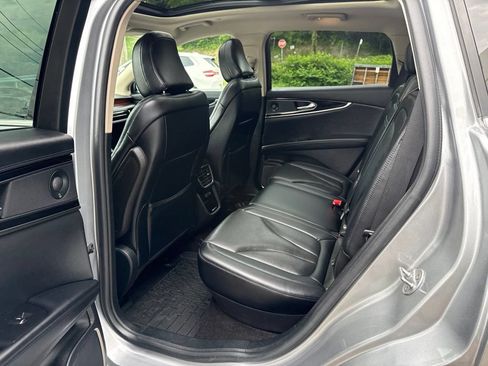 Used 2021 Lincoln Nautilus Reserve AWD/4WD image 22