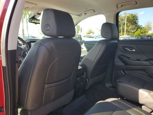 Used 2021 Chevrolet Traverse RS image 12
