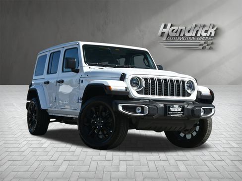 Used 2025 Jeep Wrangler Sahara w/ Safety Group image 2