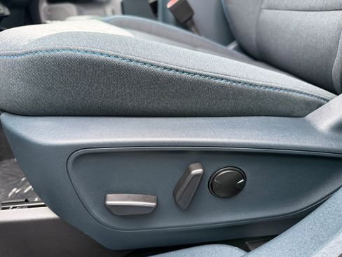 New 2025 Ford Maverick XLT w/ XLT Luxury Package image 10