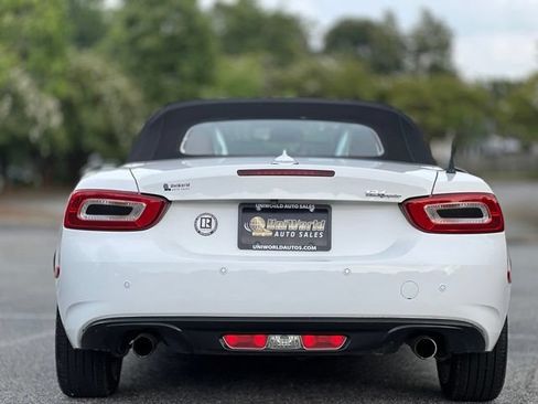 Used 2018 FIAT 124 Spider Lusso w/ Convenience Group RWD image 14