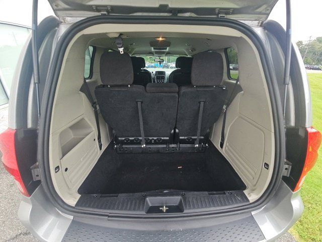 Used 2017 Dodge Grand Caravan SE w/ Power Window Group FWD image 10