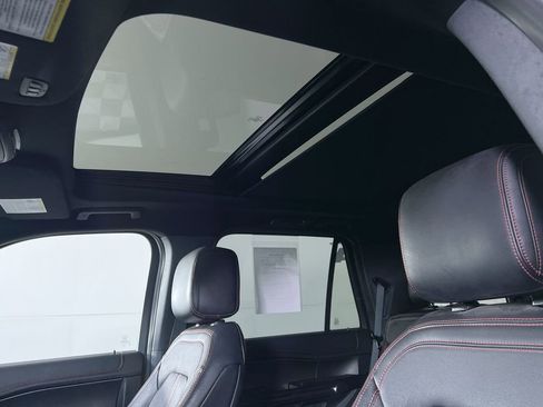 Used 2019 Ford Expedition Limited w/ Equipment Group 303A image 24