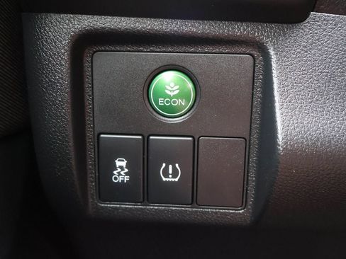 Used 2020 Honda HR-V LX image 24