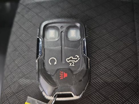 Used 2020 Chevrolet Silverado 1500 LT w/ All-Star Edition image 32