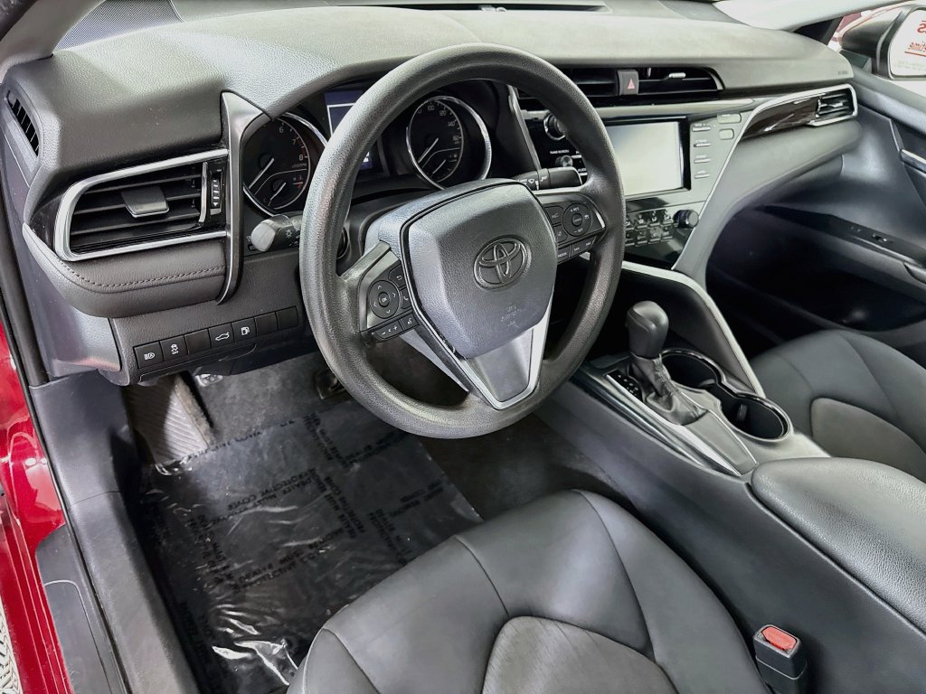 Certified 2018 Toyota Camry LE FWD image 17