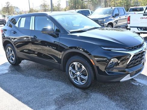 Used 2023 Chevrolet Blazer LT w/ LPO, Floor Liner Package image 7
