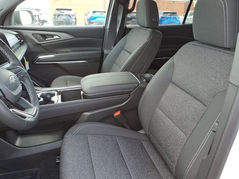 New 2026 Chevrolet Traverse LT w/ Enhanced Driving Package AWD/4WD image 4