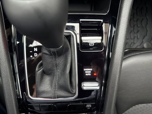 New 2026 Jeep Compass Latitude AWD/4WD image 19