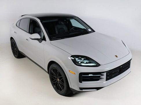Used 2026 Porsche Cayenne Coupe AWD/4WD image 31