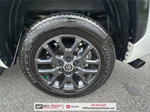 Used 2024 Toyota Tundra Platinum image 19
