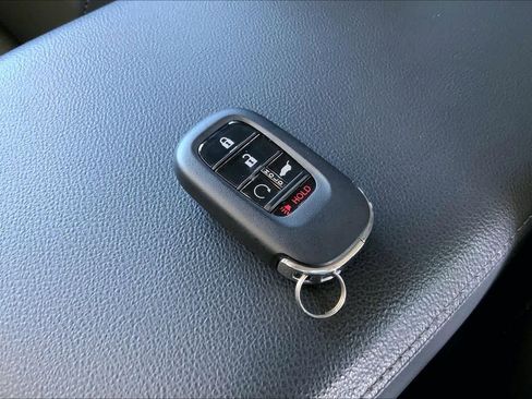 Used 2025 Honda CR-V EX-L image 15