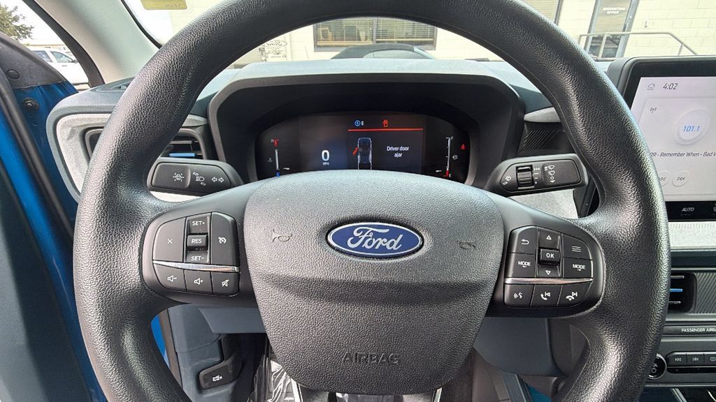 Used 2026 Ford Maverick XLT AWD/4WD image 16