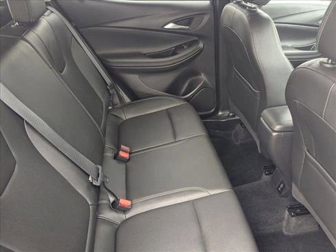 Used 2024 Buick Encore GX Sport Touring image 17