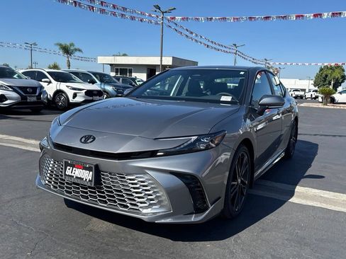 New 2026 Toyota Camry XSE FWD image 4
