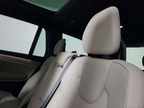 Certified 2026 Volvo XC90 B6 Plus w/ Protection Package Premier AWD/4WD image 13