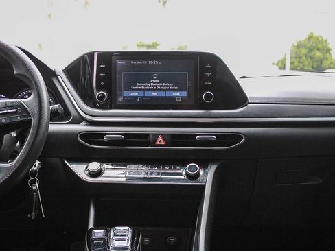 Used 2022 Hyundai Sonata SE FWD image 12