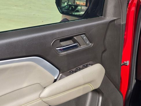 Certified 2024 Chevrolet Colorado ZR2 w/ Technology Package image 12