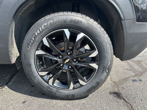 Used 2022 Chevrolet TrailBlazer LT w/ LPO, Blackout Package AWD/4WD image 11