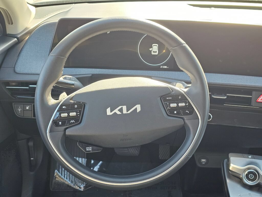 Used 2024 Kia EV6 Light RWD image 19