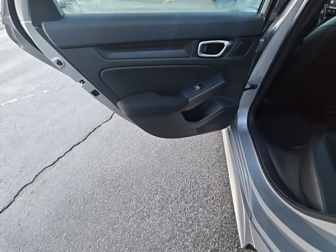 Used 2025 Honda Civic Sport image 24