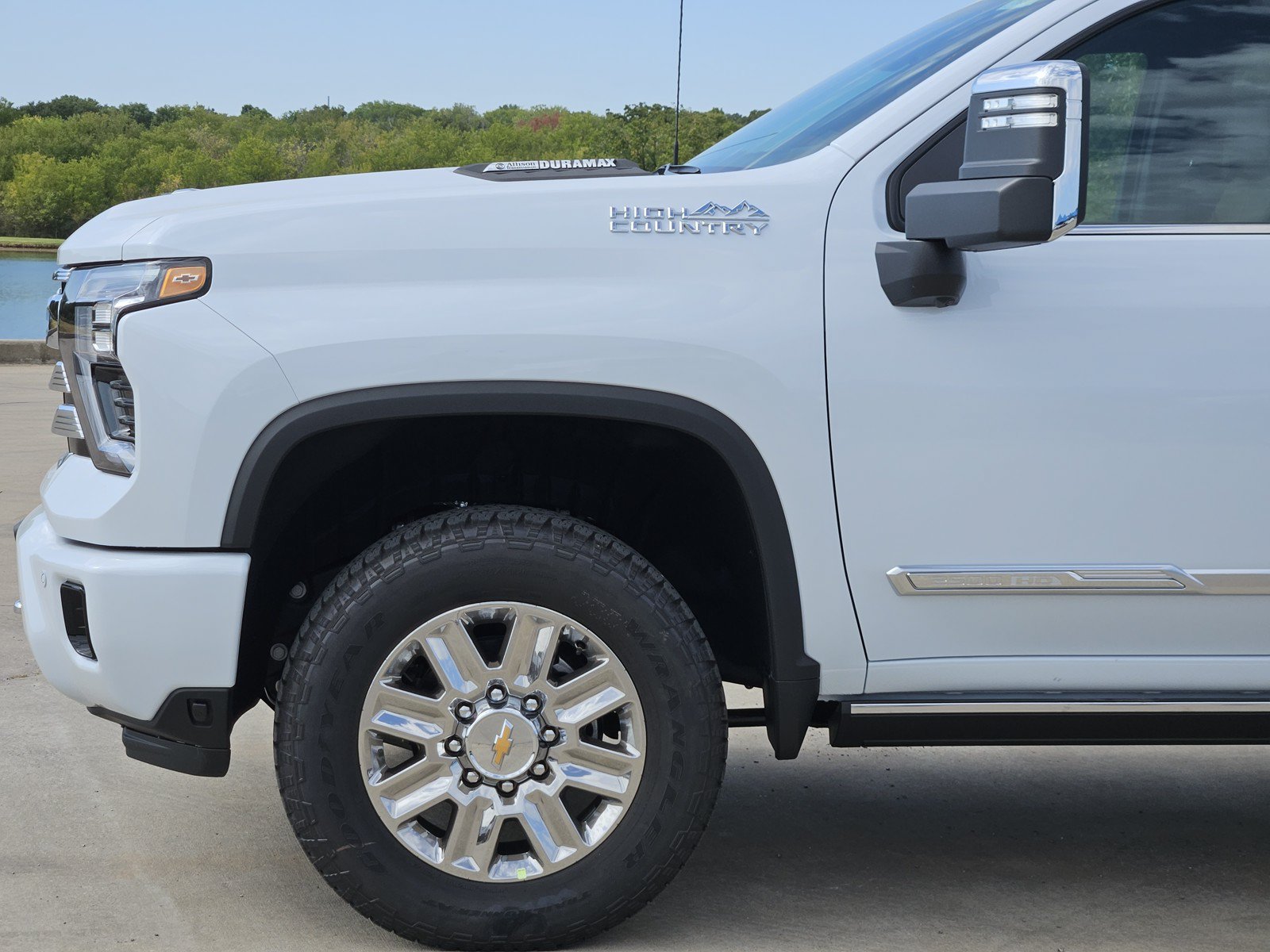 New 2026 Chevrolet Silverado 2500 High Country w/ High Country Premium Package AWD/4WD image 6