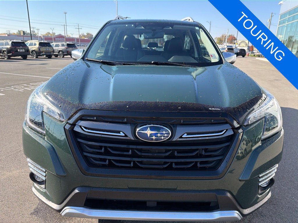 Used 2023 Subaru Forester Touring AWD/4WD image 2