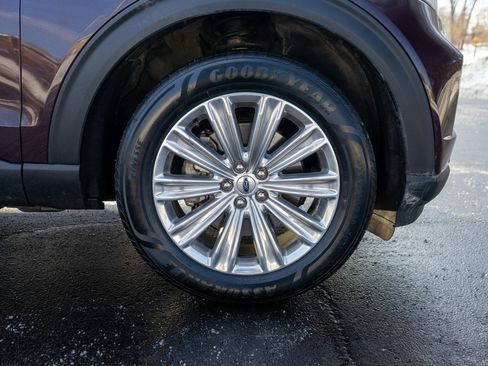 Used 2023 Ford Explorer Limited w/ Hybrid Equipment Group 310A image 11