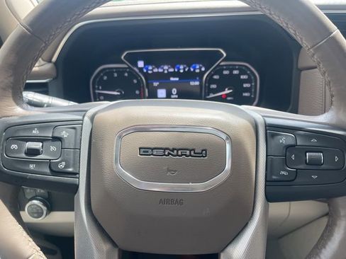 Used 2021 GMC Yukon XL Denali RWD image 15