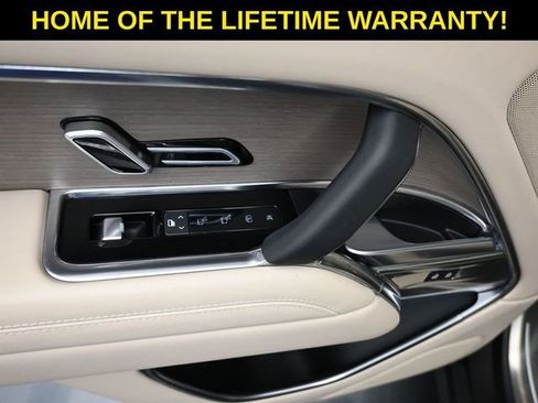 Used 2023 Land Rover Range Rover SE image 45