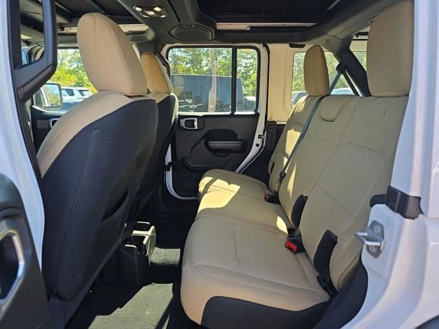 Used 2021 Jeep Wrangler Unlimited Sport AWD/4WD image 17
