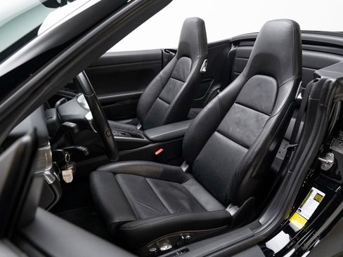 Used 2012 Porsche 911 Carrera S RWD image 3