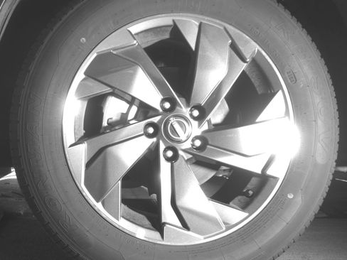 Used 2025 Nissan Rogue SV FWD image 12