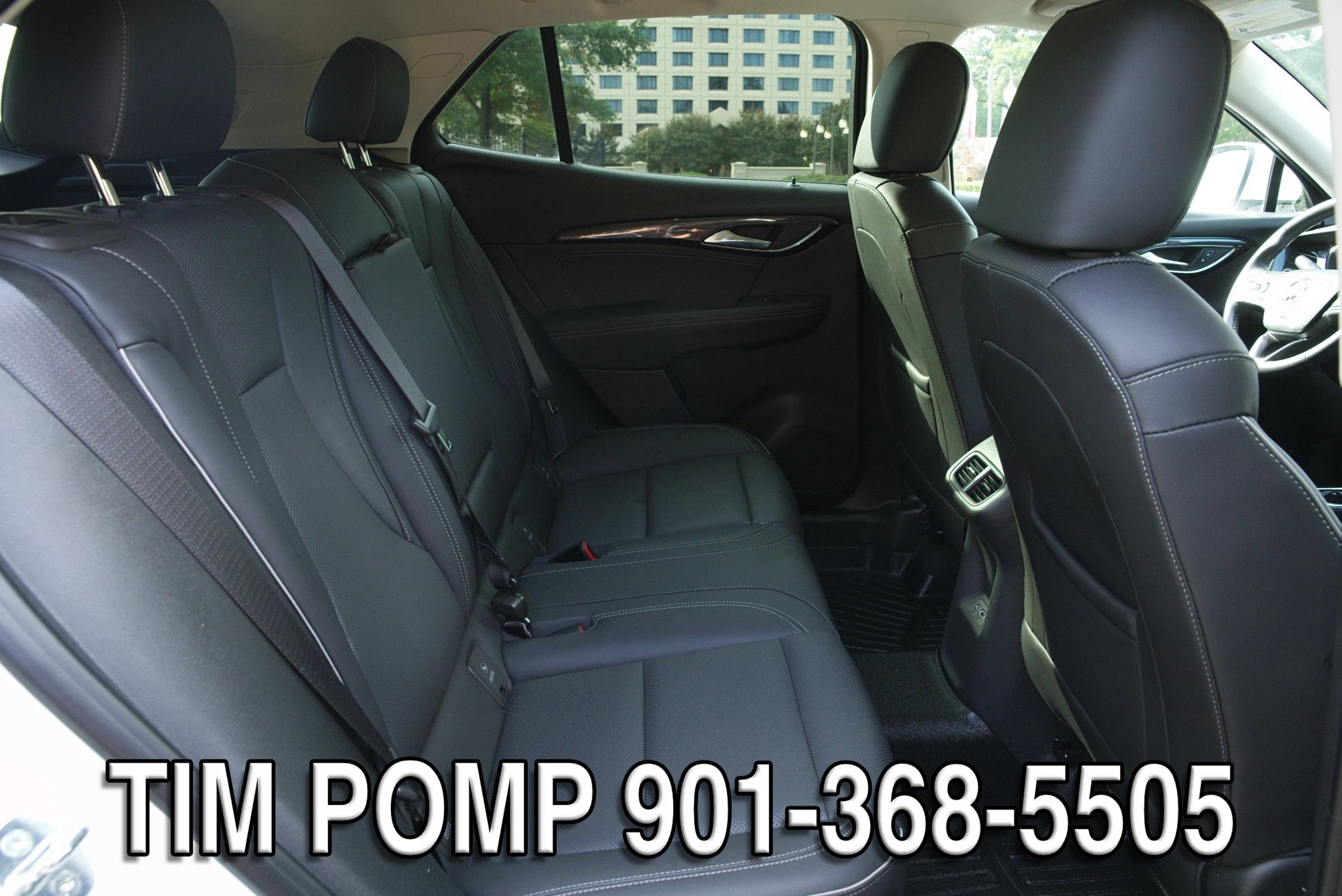 Used 2023 Buick Envision Essence FWD image 16