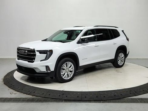 Used 2026 GMC Acadia Elevation w/ Elevation Premium Package FWD image 4