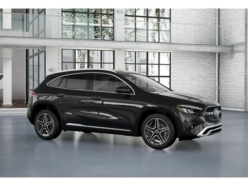 New 2026 Mercedes-Benz GLA 250 4MATIC image 13