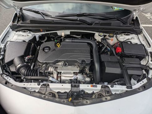 Used 2024 Chevrolet Malibu LT image 27