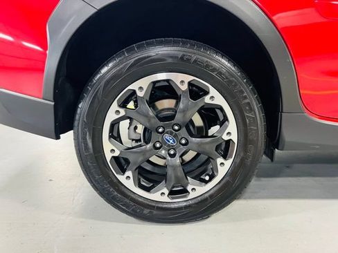 Used 2023 Subaru Crosstrek 2.0i Premium AWD/4WD image 11