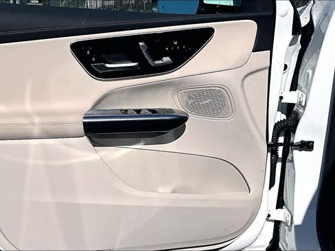 Certified 2025 Mercedes-Benz GLC 300 GLC 300 image 42