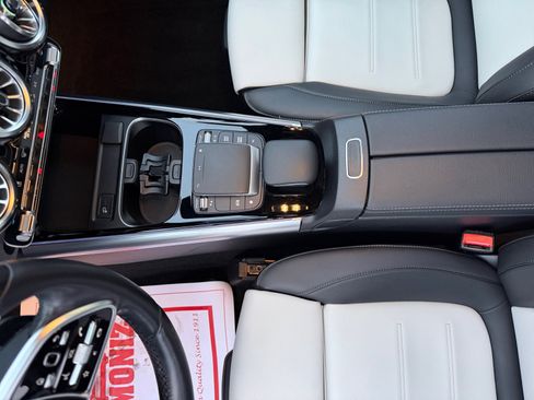 Certified 2023 Mercedes-Benz GLA 250 4MATIC image 15